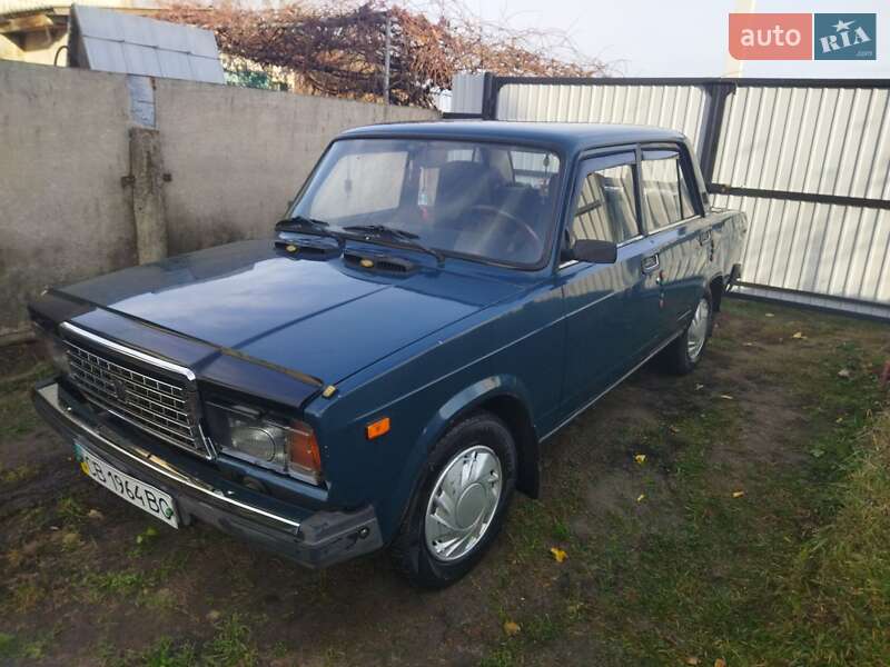 Седан ВАЗ / Lada 2107 2004 в Ніжині фото 5 Седан ВАЗ / Lada 2107 2004 в Ніжині