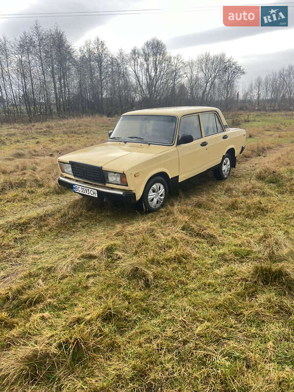 Седан ВАЗ / Lada 2107 1998 в Буске фото Седан ВАЗ / Lada 2107 1998 в Буске
