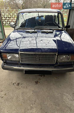 Седан ВАЗ 2107 1998 в Горишних Плавнях