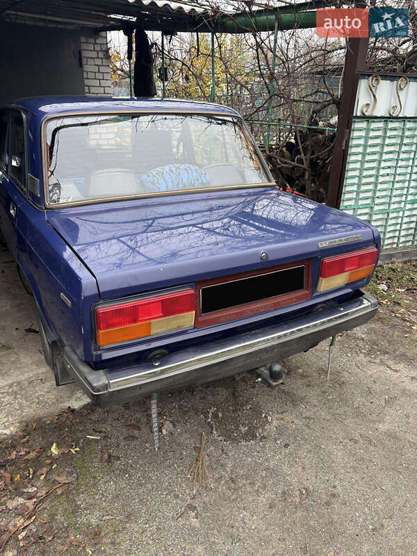 Седан ВАЗ / Lada 2107 1998 в Горишних Плавнях