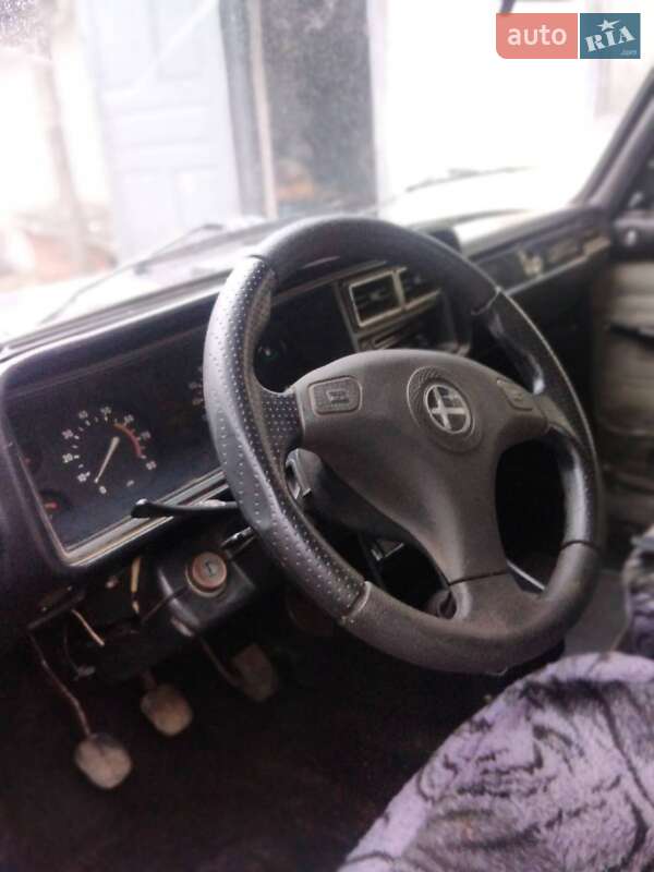 Седан ВАЗ / Lada 2107 1987 в Глухове фото 5 Седан ВАЗ / Lada 2107 1987 в Глухове