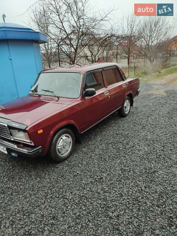 Седан ВАЗ / Lada 2107 2006 в Ковеле