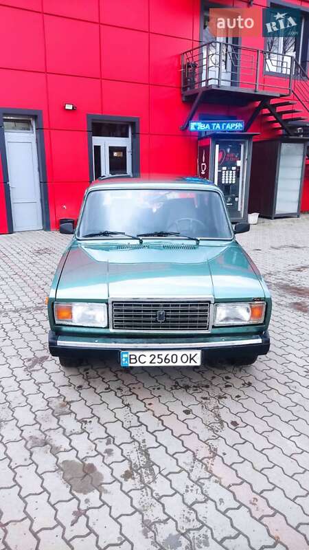 Седан ВАЗ / Lada 2107 2006 в Калуше