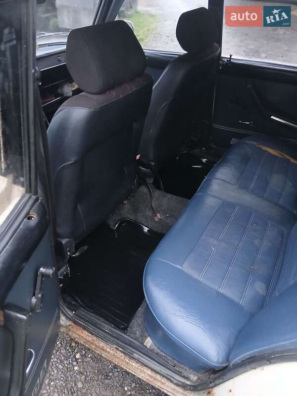 Седан ВАЗ / Lada 2107 1995 в Мукачево фото 9 Седан ВАЗ / Lada 2107 1995 в Мукачево