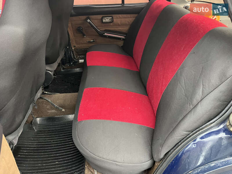 Седан ВАЗ / Lada 2107 1988 в Чорткове