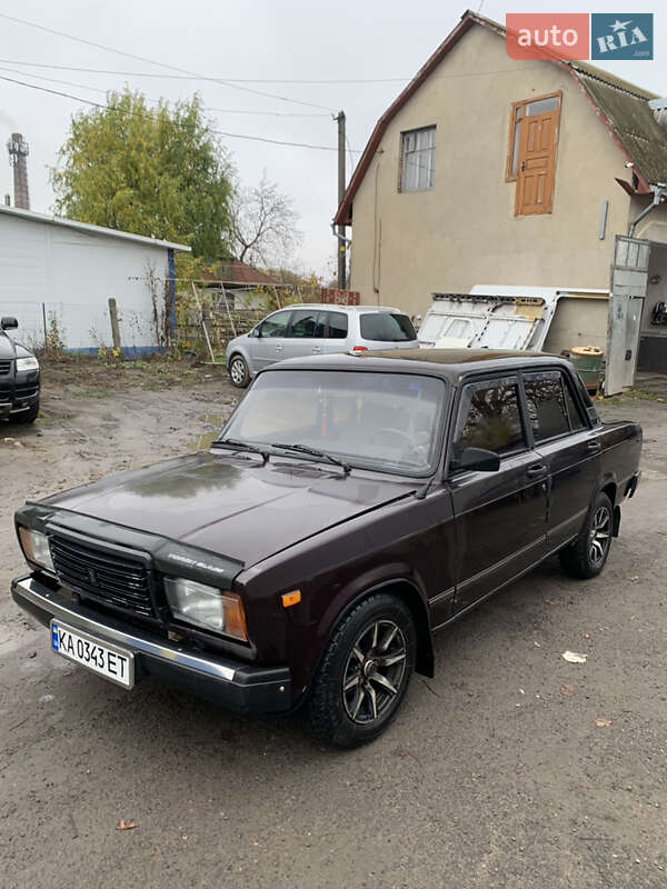 Седан ВАЗ / Lada 2107 2004 в Бершади фото 5 Седан ВАЗ / Lada 2107 2004 в Бершади