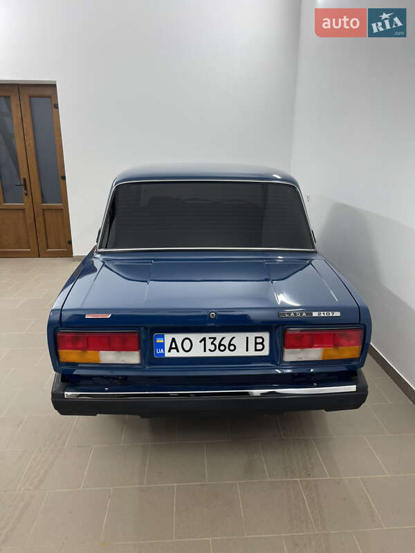 Седан ВАЗ / Lada 2107 2008 в Иршаве