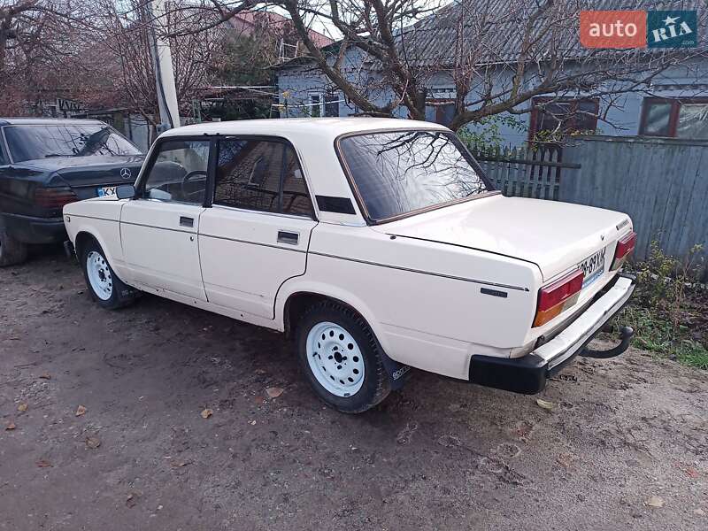 Седан ВАЗ / Lada 2107 1998 в Харькове фото Седан ВАЗ / Lada 2107 1998 в Харькове