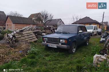 Седан ВАЗ 2107 2000 в Іллінцях