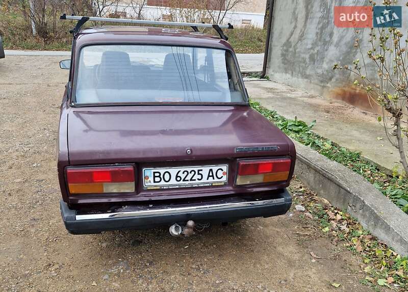 Седан ВАЗ / Lada 2107 2006 в Залещиках