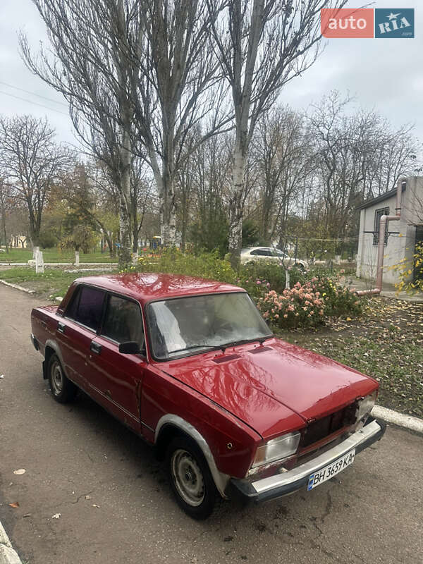 Седан ВАЗ / Lada 2107 1986 в Одессе