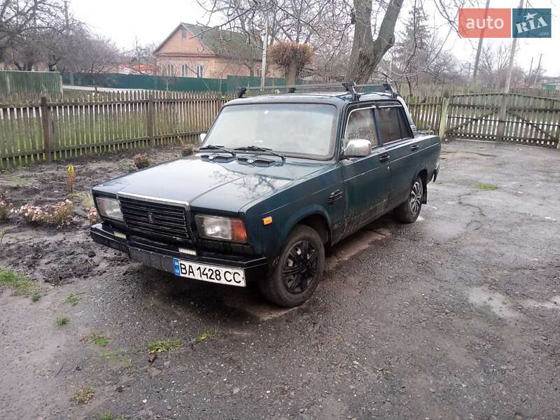 Седан ВАЗ / Lada 2107 2003 в Олександрівці фото 7 Седан ВАЗ / Lada 2107 2003 в Олександрівці