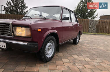 Седан ВАЗ / Lada 2107 2003 в Івано-Франківську
