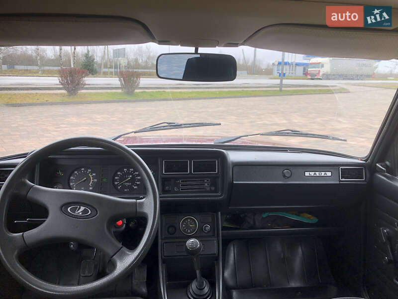 Седан ВАЗ / Lada 2107 2003 в Ивано-Франковске