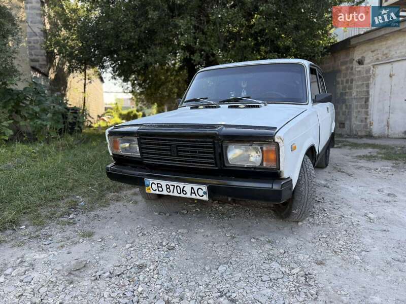 Седан ВАЗ / Lada 2107 1998 в Хотове