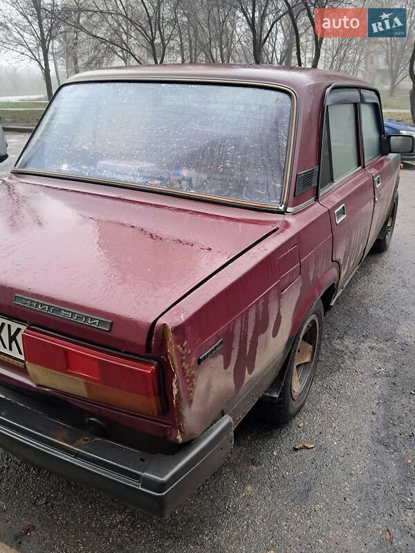 Седан ВАЗ / Lada 2107 2002 в Харькове