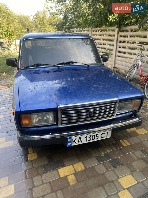 Седан ВАЗ / Lada 2107 2006 в Києві