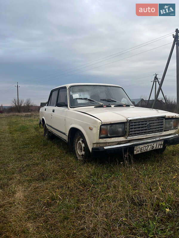 Седан ВАЗ / Lada 2107 1987 в Радехове