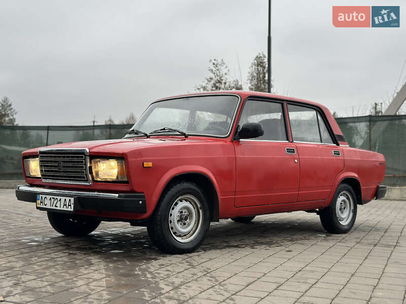 ВАЗ / Lada 2107 2004 ВАЗ / Lada 2107 2004