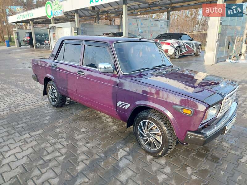 Седан ВАЗ / Lada 2107 2001 в Белой Церкви