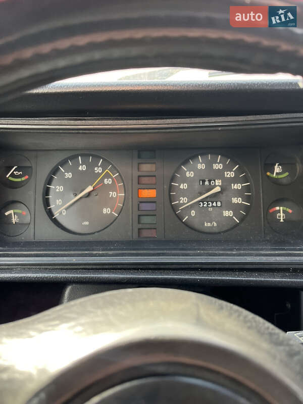 Седан ВАЗ / Lada 2107 1990 в Оброшином