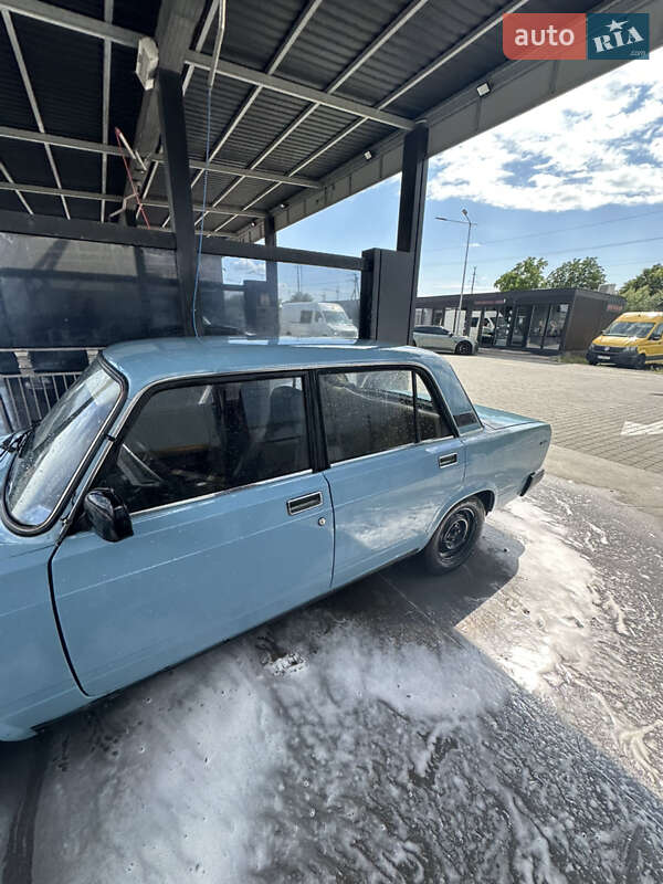 Седан ВАЗ / Lada 2107 1989 в Львові