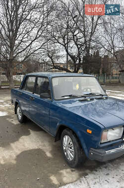 Седан ВАЗ 2107 2001 в Каменец-Подольском