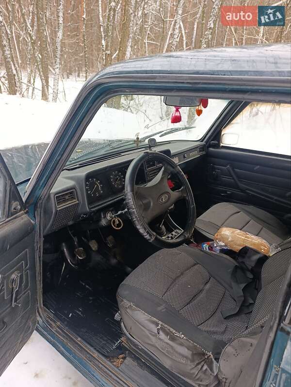 Седан ВАЗ / Lada 2107 2004 в Городне фото 3 Седан ВАЗ / Lada 2107 2004 в Городне