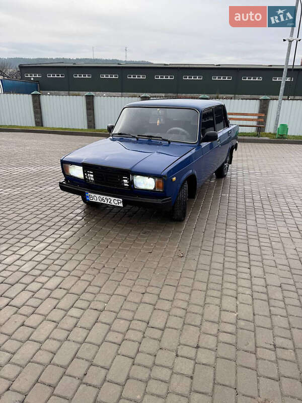 Седан ВАЗ / Lada 2107 2005 в Бережанах