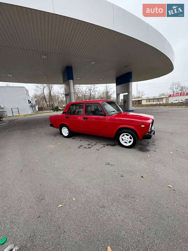 Седан ВАЗ / Lada 2107 1995 в Кременчуці