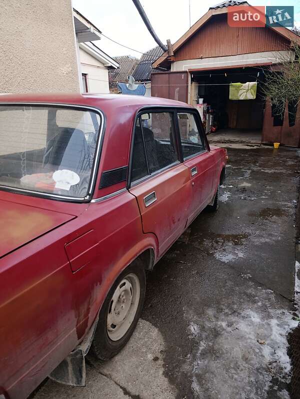Седан ВАЗ / Lada 2107 1994 в Коломые
