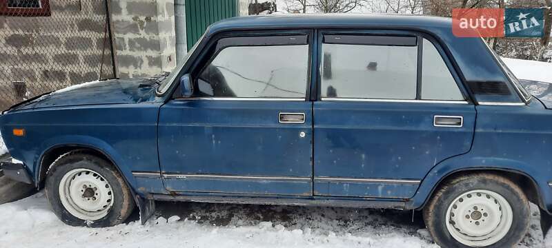 Седан ВАЗ / Lada 2107 1999 в Тернополе
