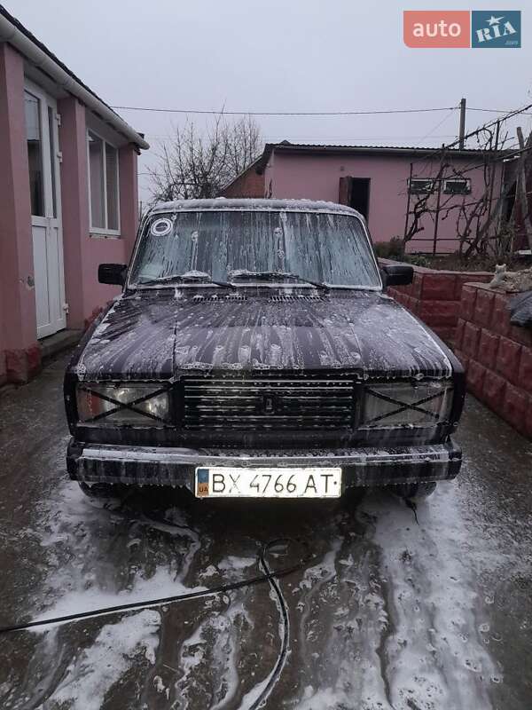 Седан ВАЗ / Lada 2107 2004 в Каменец-Подольском фото Седан ВАЗ / Lada 2107 2004 в Каменец-Подольском