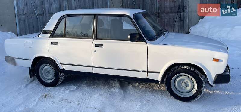 Седан ВАЗ / Lada 2107 2003 в Тернополе