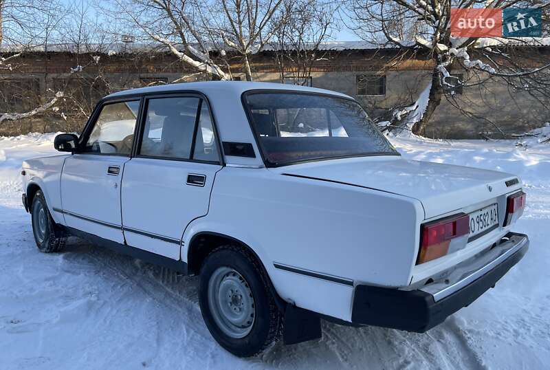 Седан ВАЗ / Lada 2107 2003 в Тернополе