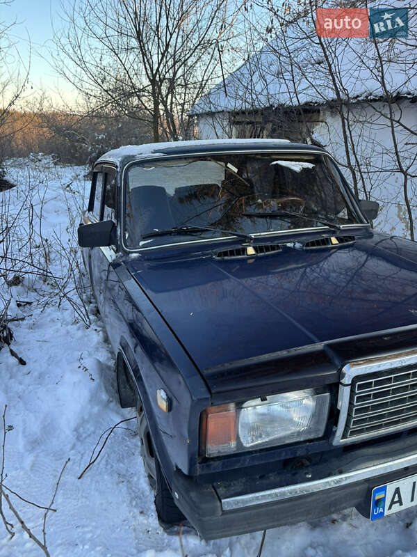 Седан ВАЗ / Lada 2107 1990 в Кагарлику