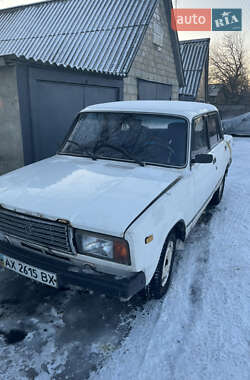 Седан ВАЗ 2107 2004 в Полтаве