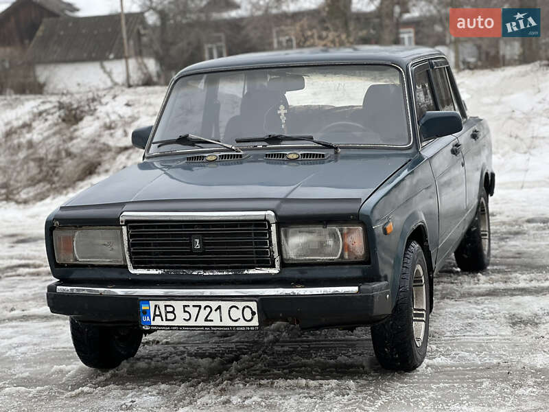 Седан ВАЗ / Lada 2107 1996 в Вапнярке фото 2 Седан ВАЗ / Lada 2107 1996 в Вапнярке