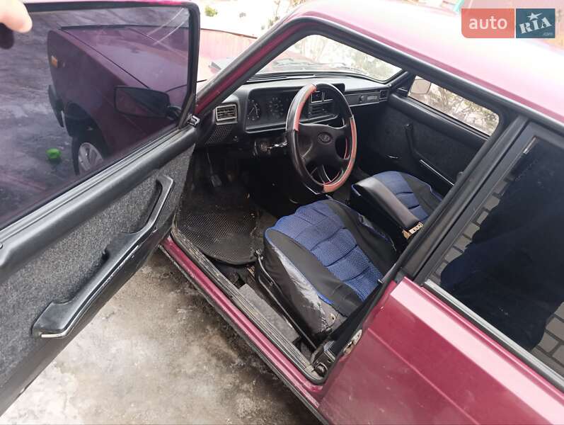 Седан ВАЗ / Lada 2107 2003 в Полтаве