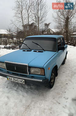 Седан ВАЗ 2107 1992 в Киеве