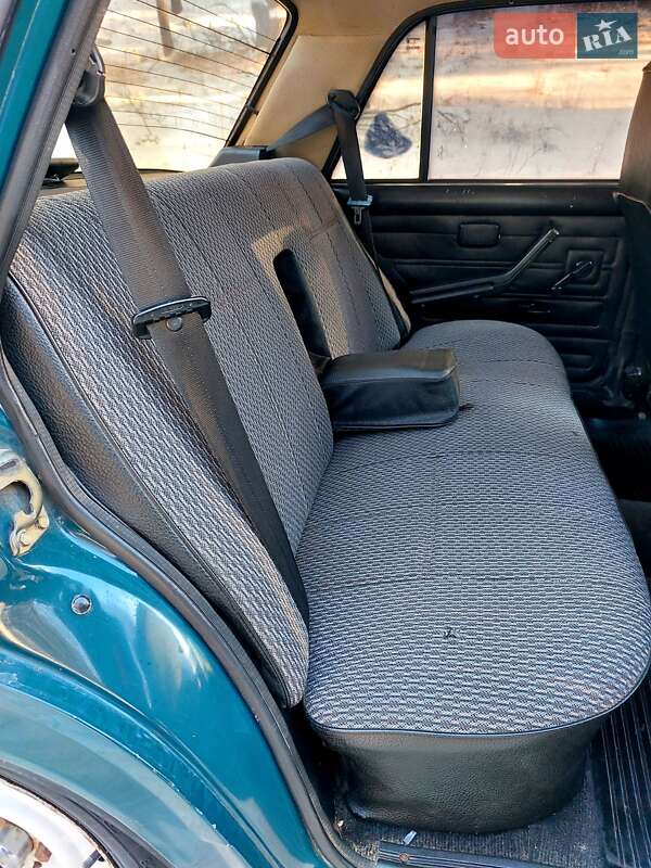 Седан ВАЗ / Lada 2107 2005 в Тростянце