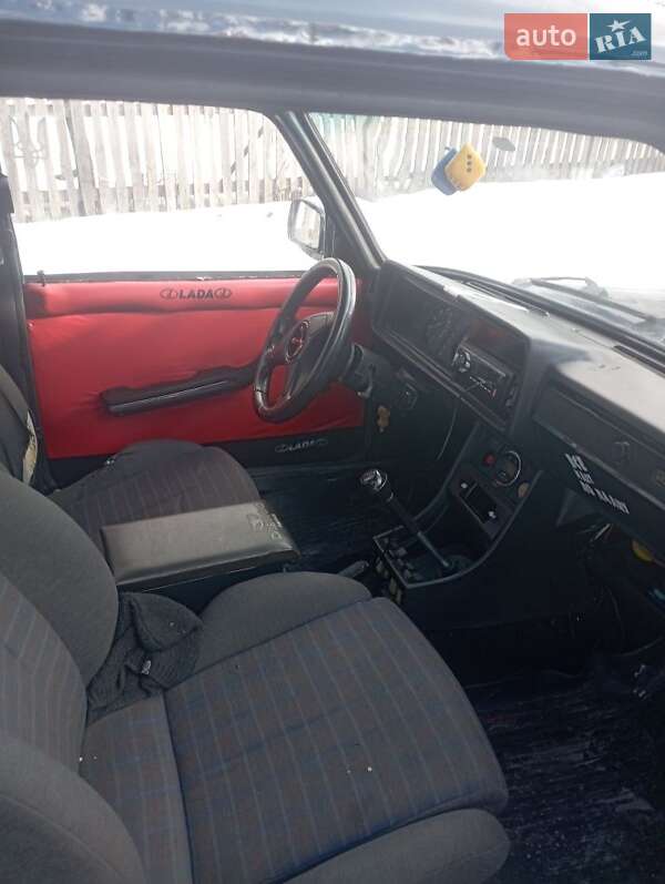 Седан ВАЗ / Lada 2107 1999 в Вышгороде