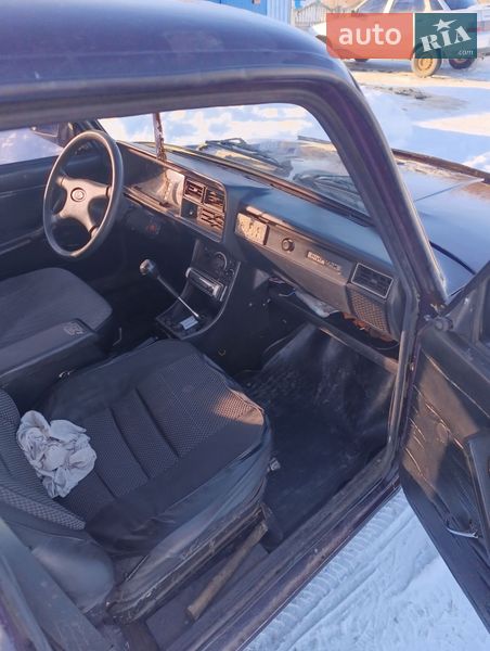 Седан ВАЗ / Lada 2107 2002 в Золотоноше