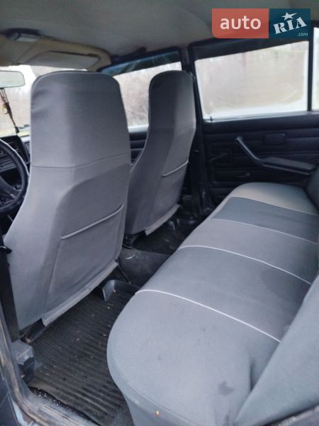 Седан ВАЗ / Lada 2107 2004 в Градижске