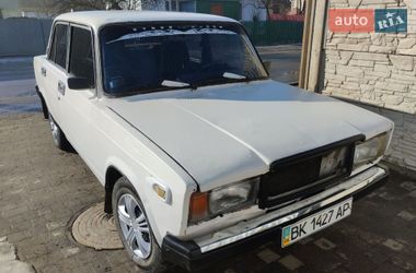 Седан ВАЗ 2107 1985 в Сосновому