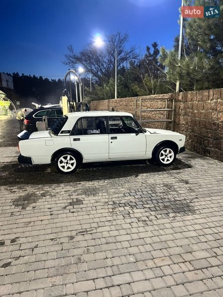 Седан ВАЗ / Lada 2107 1996 в Кропивницком фото Седан ВАЗ / Lada 2107 1996 в Кропивницком