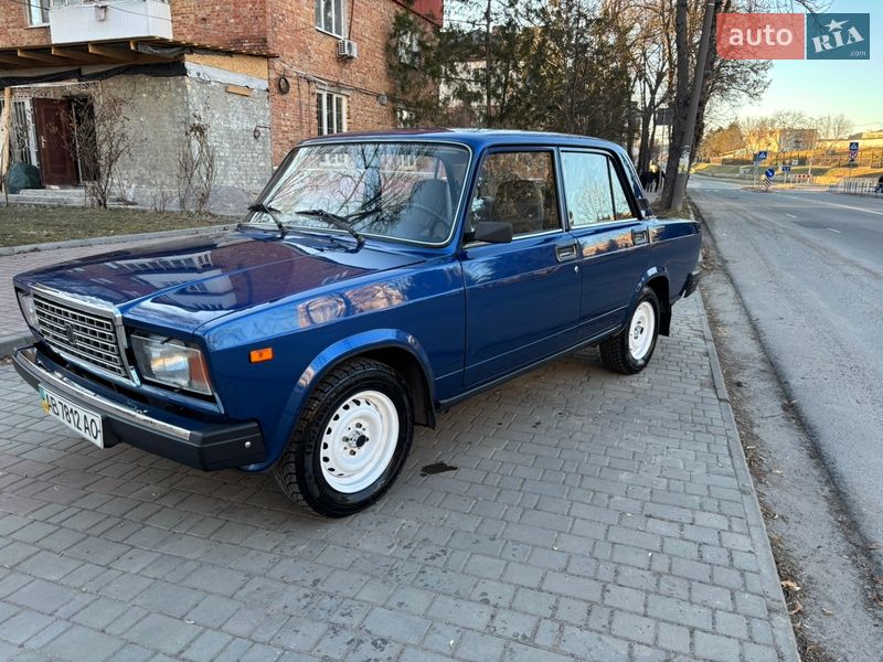 Седан ВАЗ / Lada 2107 2007 в Могилев-Подольске