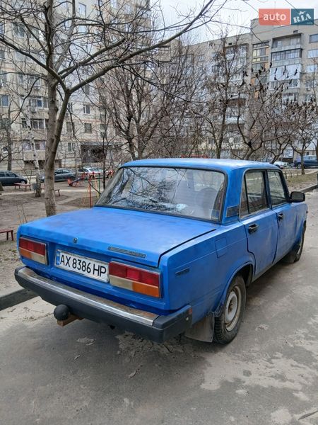 Седан ВАЗ / Lada 2107 1982 в Харькове