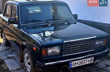 Седан ВАЗ 2107 2005 в Черняхове