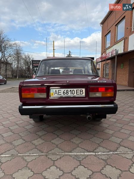 Седан ВАЗ / Lada 2107 2005 в Апостолово